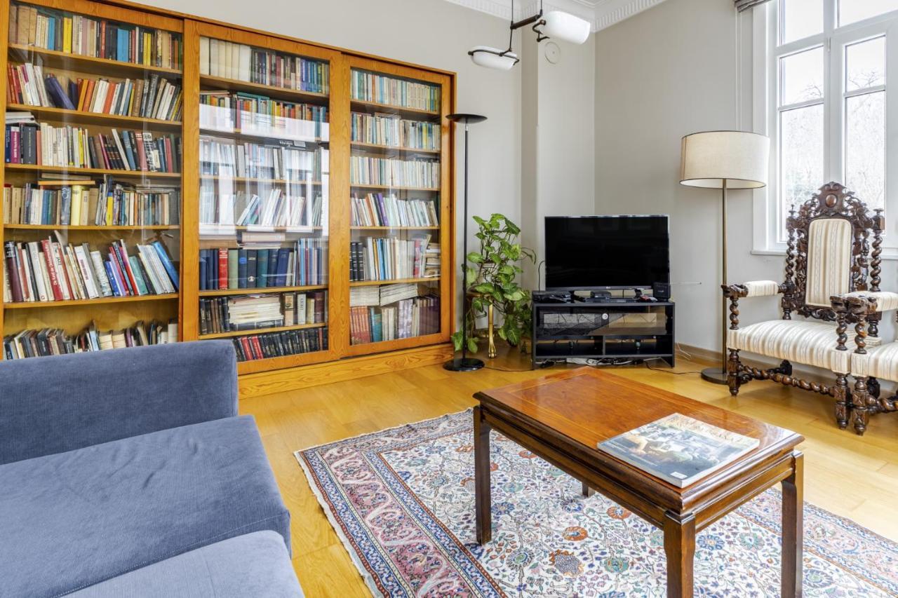 Flat With Balcony And Bosphorus View In Beyoglu Apartment Istanbul Ngoại thất bức ảnh